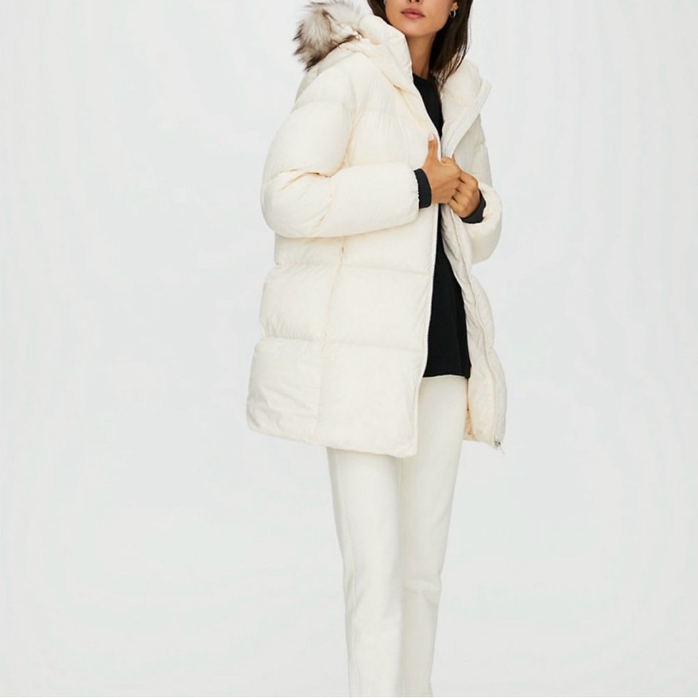 The Group Babaton Aritzia Park City Puffer Jacket